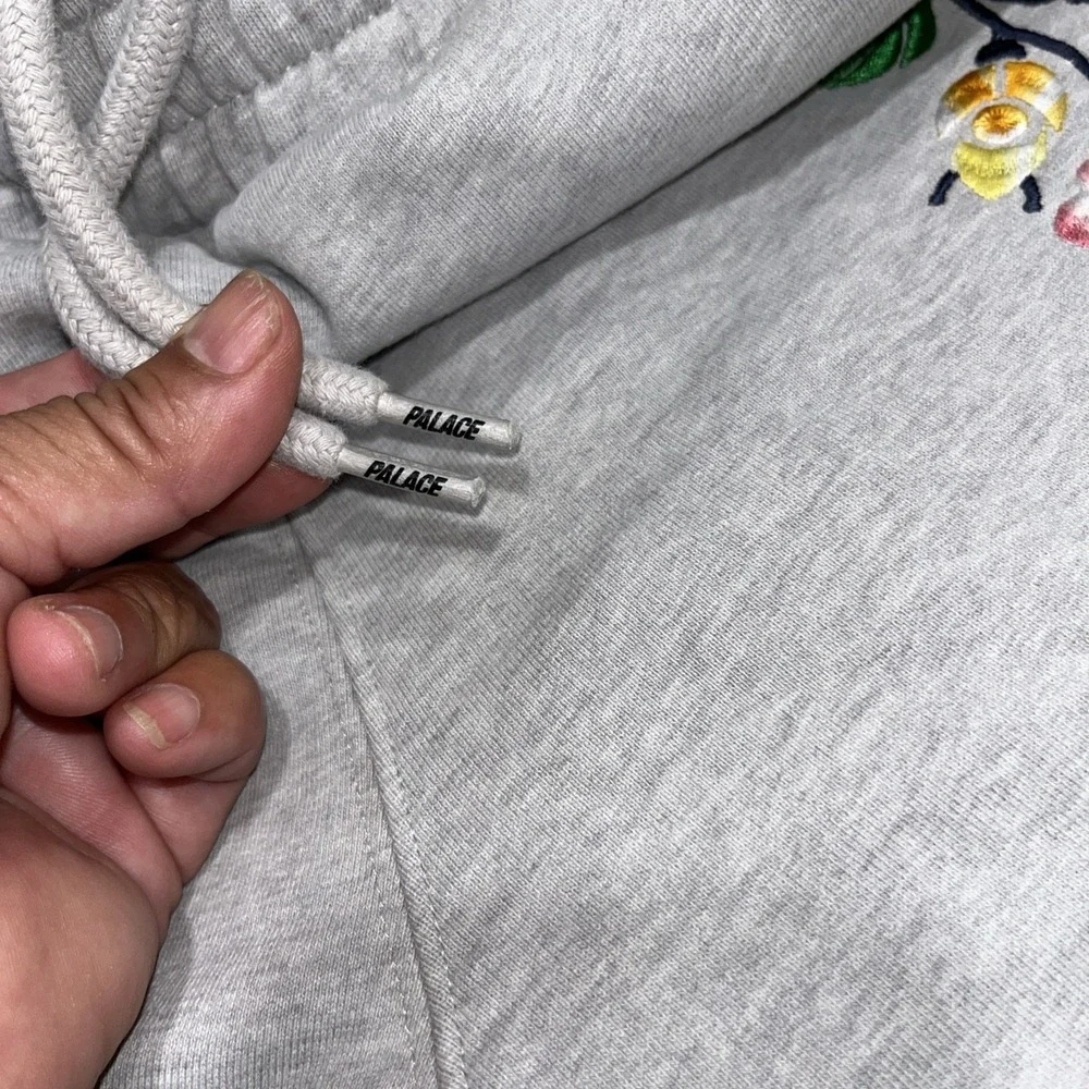 Palace Skateboards Embroidered Flower Stitch Sweatpant Gray Joggers Sz 26-31